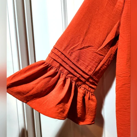 🔥 Unique Spectrum Burnt Orange Boho Top – Small (NWT) 🔥 - Picture 4 of 6